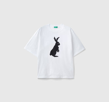 帶兔子印花的T恤